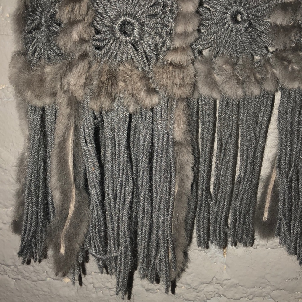 Real Rabbit Fur Vest - Picture 5 of 7